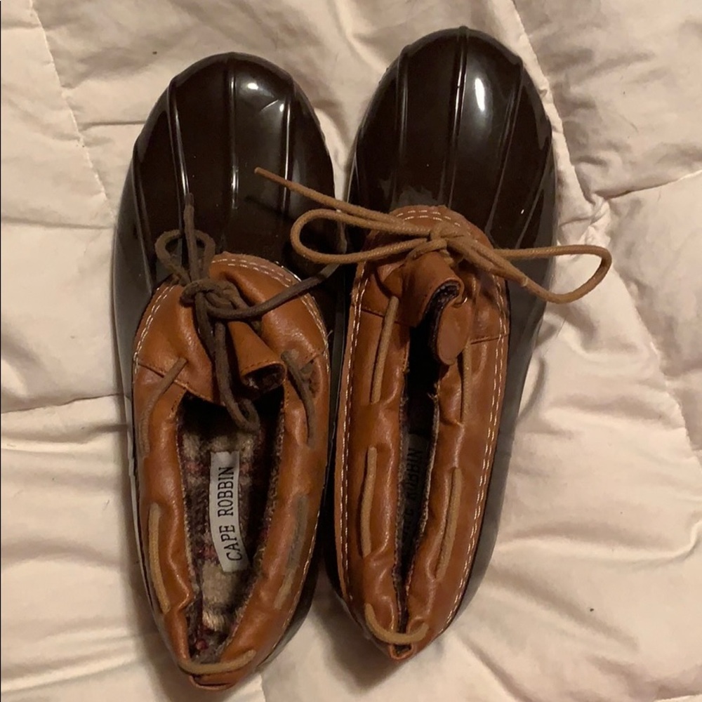 2 for 15! Cape Robbin water resistant shoes 🌧
